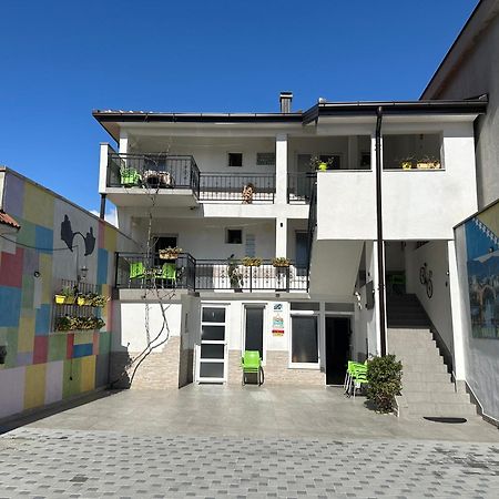 Family Apartment Near Old Town Mostar Eksteriør bilde