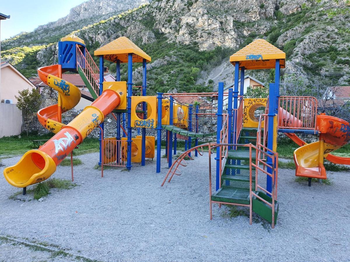 Family Apartment Near Old Town Mostar Eksteriør bilde